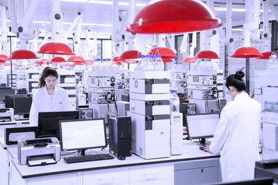 生物化工產(chǎn)品技術(shù)研發(fā) 前沿探索與應(yīng)用前景